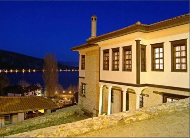 Vergoula'S Mansion Kastoriá Eksteriør bilde